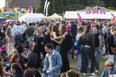 Agrandir l'image 8 sur 18, fenêtre modale